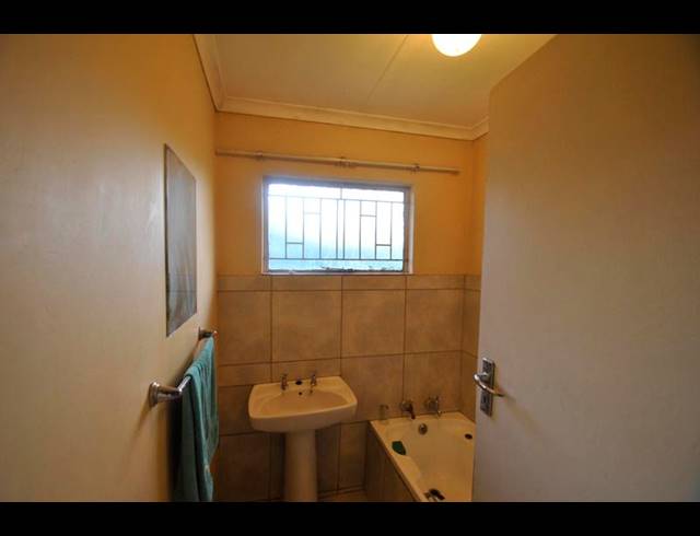 3 BEDROOM HOUSE FOR SALE IN DAWN PARK